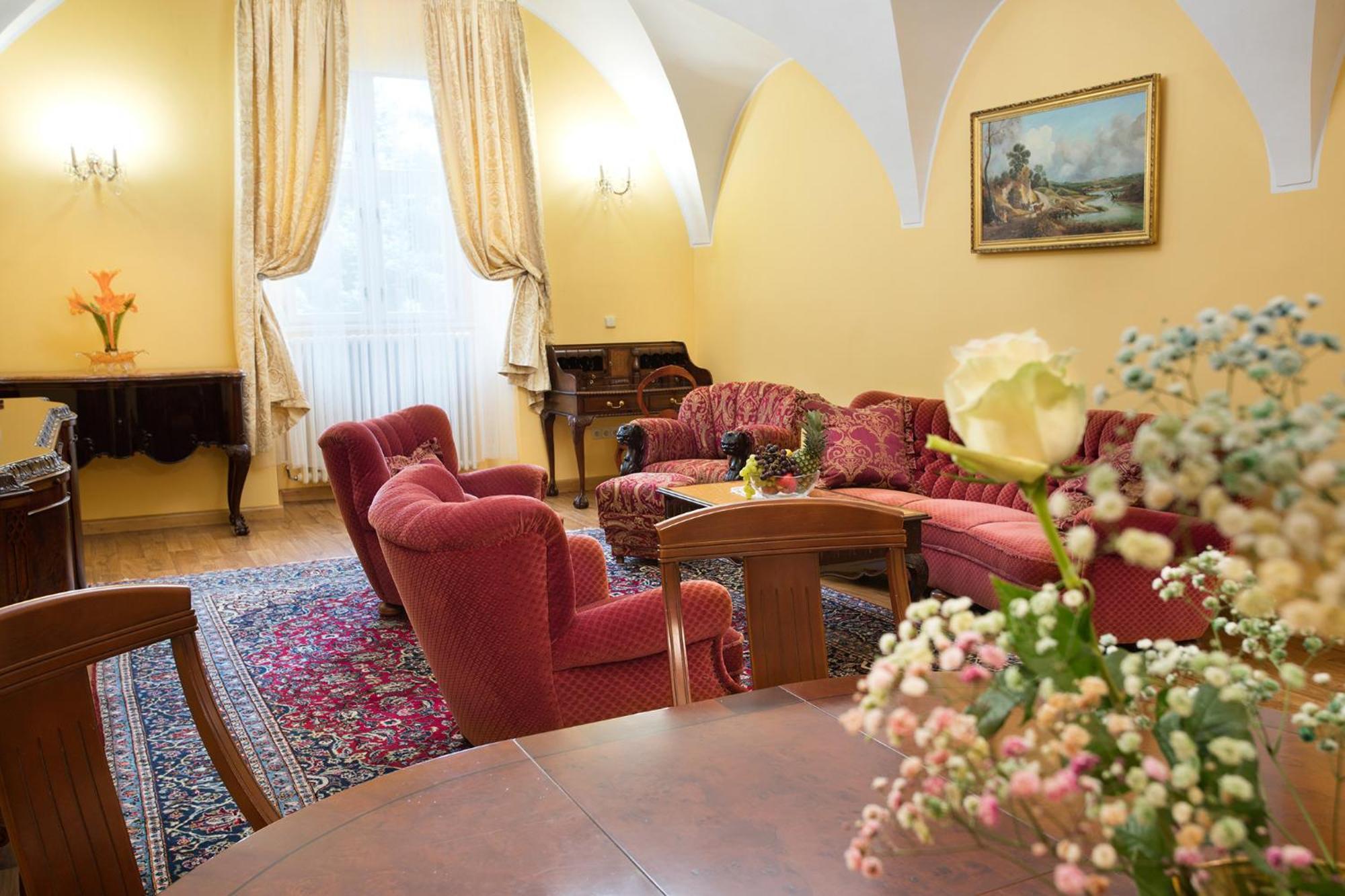 Zamek Svetla Nad Sazavou Hotel Стая снимка