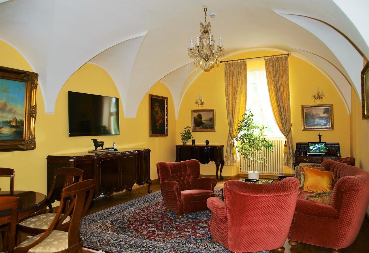 Zamek Svetla Nad Sazavou Hotel Екстериор снимка